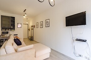 JOIVY Flat W/Terrace & Parking