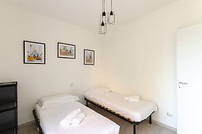 JOIVY Flat W/Terrace & Parking