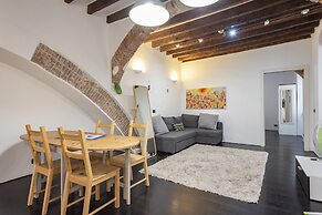 JOIVY Flat In Perfect Centre