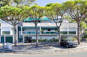 JOIVY Flat W/Terrace & Sea View