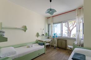 JOIVY Flat W/Terrace & Sea View