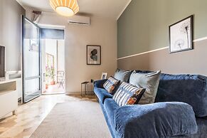 JOIVY Modern 1-Bed Flat W/Balcony