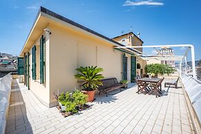 JOIVY Penthouse Flat W/Terrace