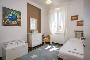 JOIVY Penthouse Flat W/Terrace