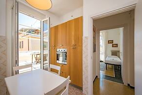 JOIVY Penthouse Flat W/Terrace