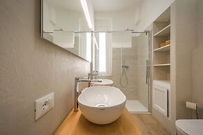 JOIVY Penthouse Flat W/Terrace