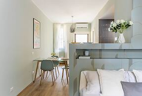 JOIVY Studio Near Natural Museum