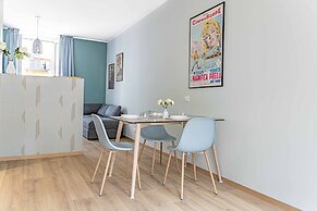 JOIVY Studio Near Natural Museum