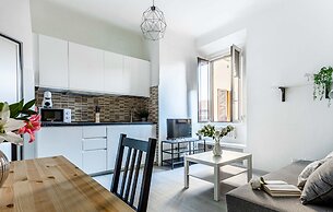 JOIVY Cosy 1-Bed Flat In Navigli