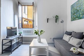 JOIVY Cosy 1-Bed Flat In Navigli