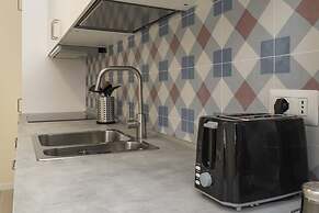 JOIVY Modern 2bed flat with balcony, 250m from M5 Foppa and M2 Sant'Ag