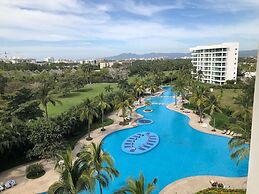 CONDO BAL  BY TRVL2HM