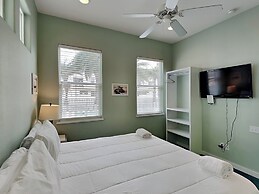 Avg622#2-beach Club 2