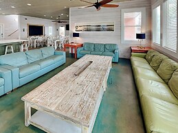 Avg622#2-beach Club 2