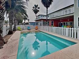 Avg622#2-beach Club 2