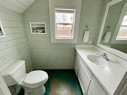 Avg622#2-beach Club 2