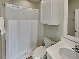 Avg622#2-beach Club 2