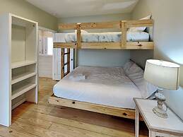 Avg622#1-beach Club 1