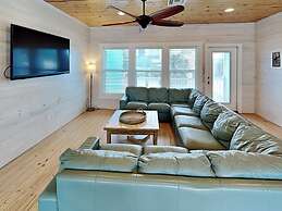 Avg622#1-beach Club 1