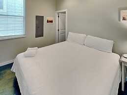 Avg622#1-beach Club 1