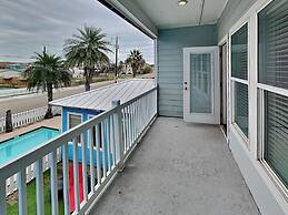 Avg622#1-beach Club 1