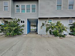 Avg622#1-beach Club 1