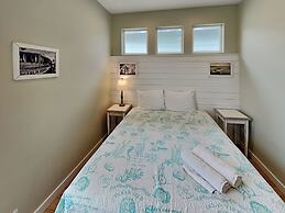 Avg622#1-beach Club 1