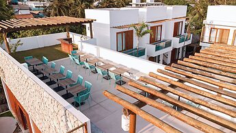 Mikiki Lifestyle Hotel