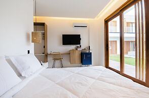 Mikiki Lifestyle Hotel