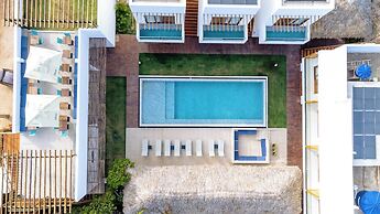 Mikiki Lifestyle Hotel