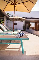 Mikiki Lifestyle Hotel