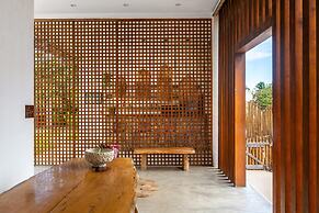 Mikiki Lifestyle Hotel