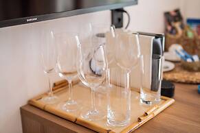 Mikiki Lifestyle Hotel