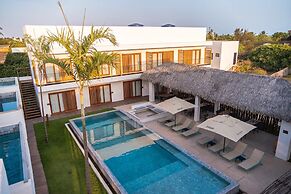 Mikiki Lifestyle Hotel