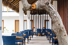 Mikiki Lifestyle Hotel