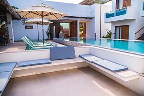 Mikiki Lifestyle Hotel