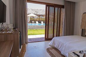 Mikiki Lifestyle Hotel