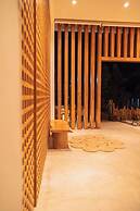 Mikiki Lifestyle Hotel