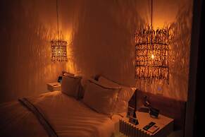 Mikiki Lifestyle Hotel