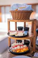 Mikiki Lifestyle Hotel