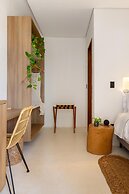Mikiki Lifestyle Hotel
