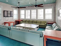 Avg622#3-beach Club 3