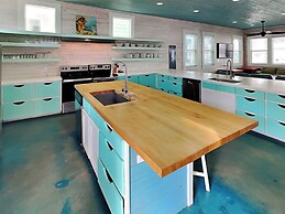 Avg622#3-beach Club 3