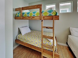 Avg622#3-beach Club 3