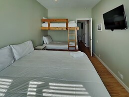 Avg622#3-beach Club 3