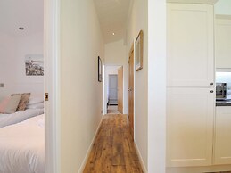 8 Horizon View