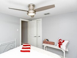 Er223-cape Cod Cottage