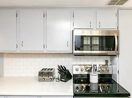 Er223-cape Cod Cottage