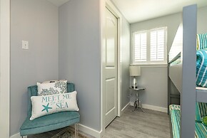 Er223-cape Cod Cottage