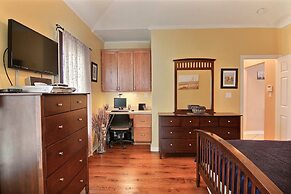 Mr135-coconut Charlie's